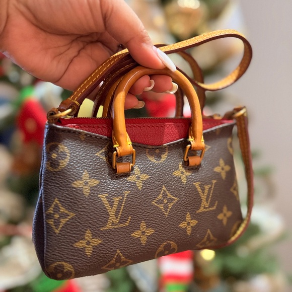 Louis Vuitton Nano Pallas - Picture 2 of 2